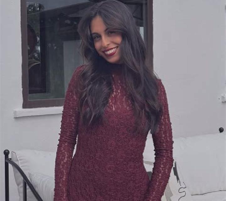 Luna 3 Golmes escort