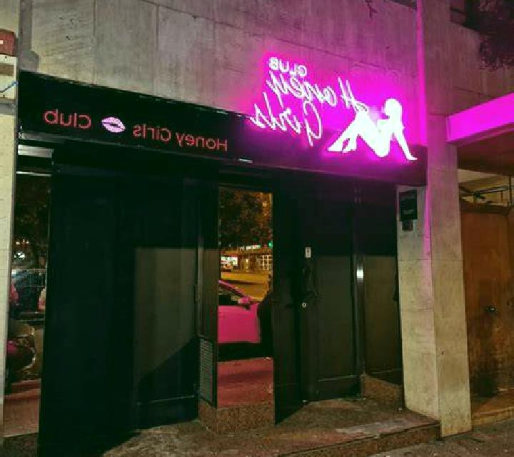 Luna 3 Torres de la Alameda escort