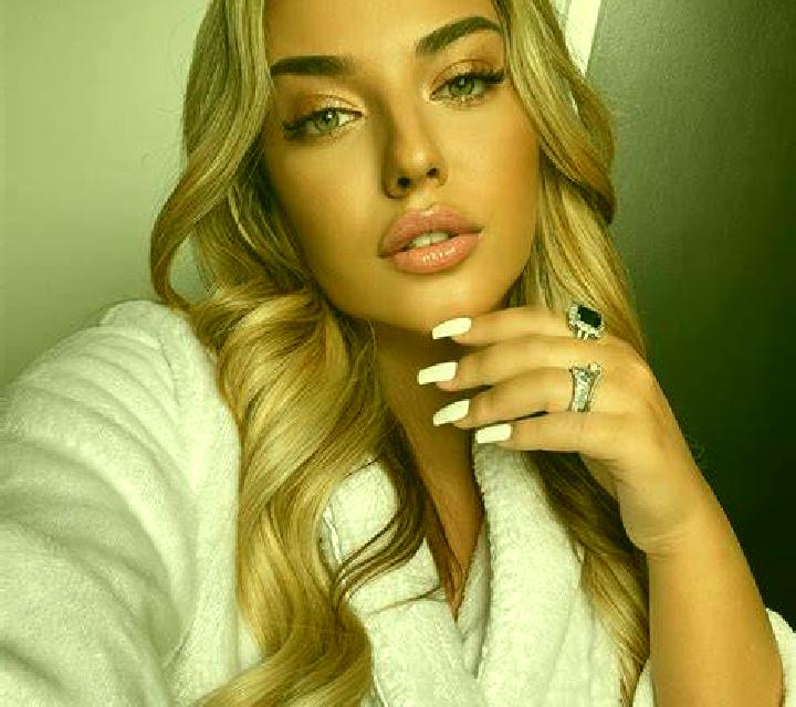 Manuela 3 Sauzal escort