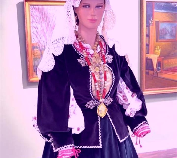 Manuela Irun escort