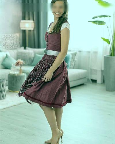 María Castellana escort