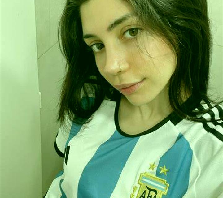 María Zarautz escort