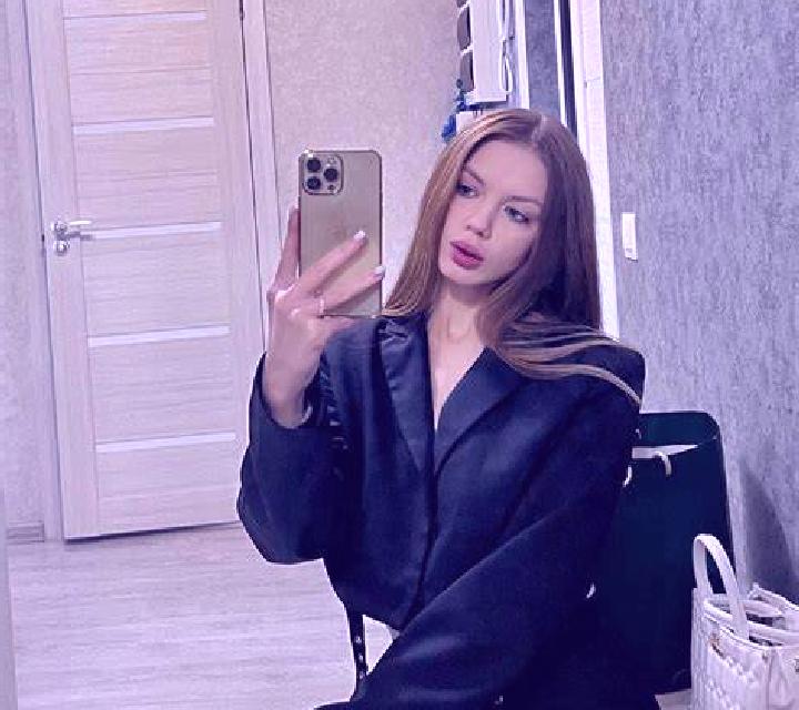 Mariana Alentisque escort