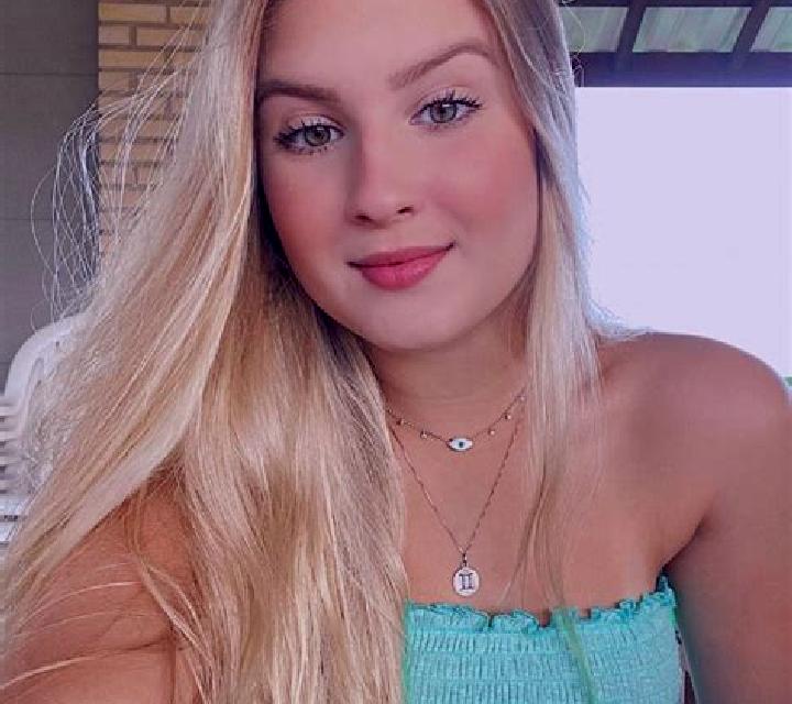 Mariana Liendo escort