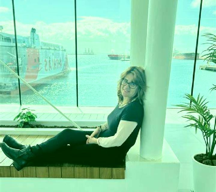 Mariana Ribadeo escort