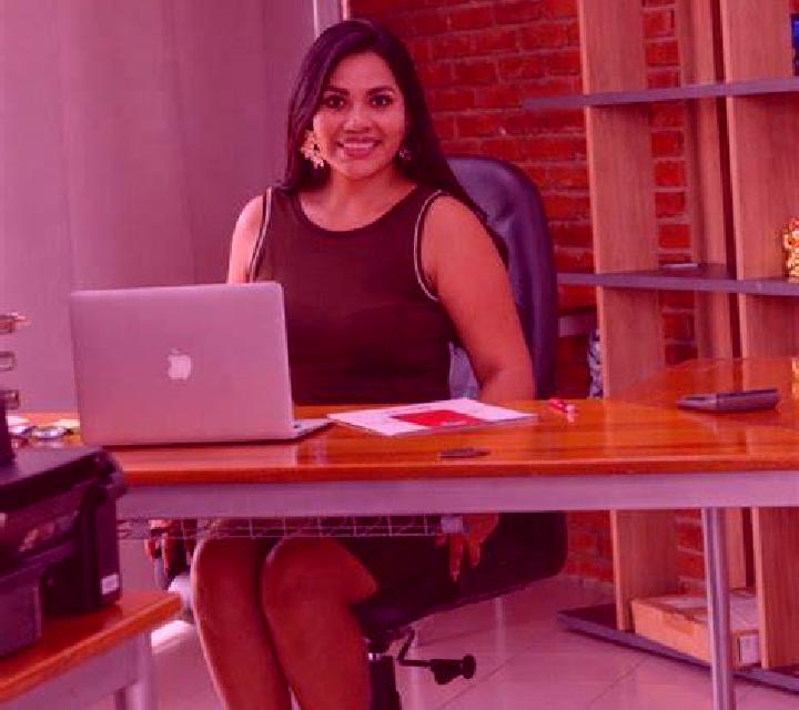 Marta Colmenar de Montemayor escort