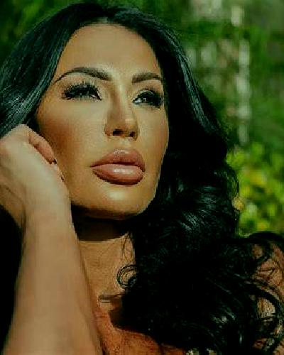 Martina 2 Arahuetes escort