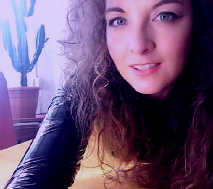 Martina Alconchel de Ariza escort