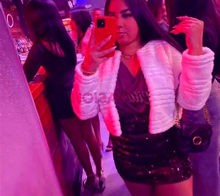 Martina Figueras escort