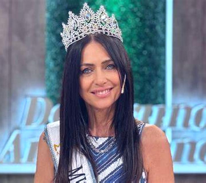 Miriam 3 Cartelle escort