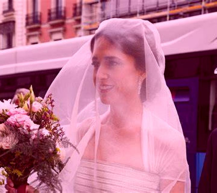 Miriam Pomar de Valdivia escort