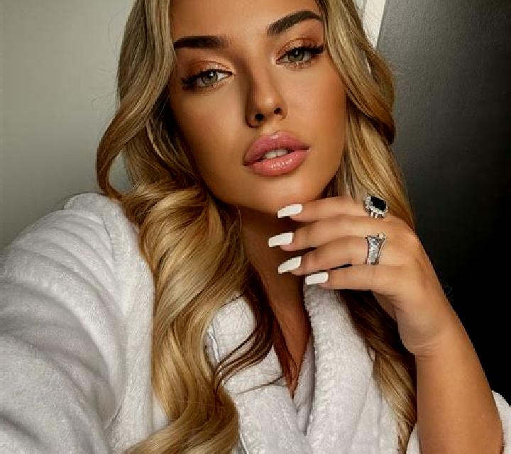 Natalia Castrillo de Villavega escort