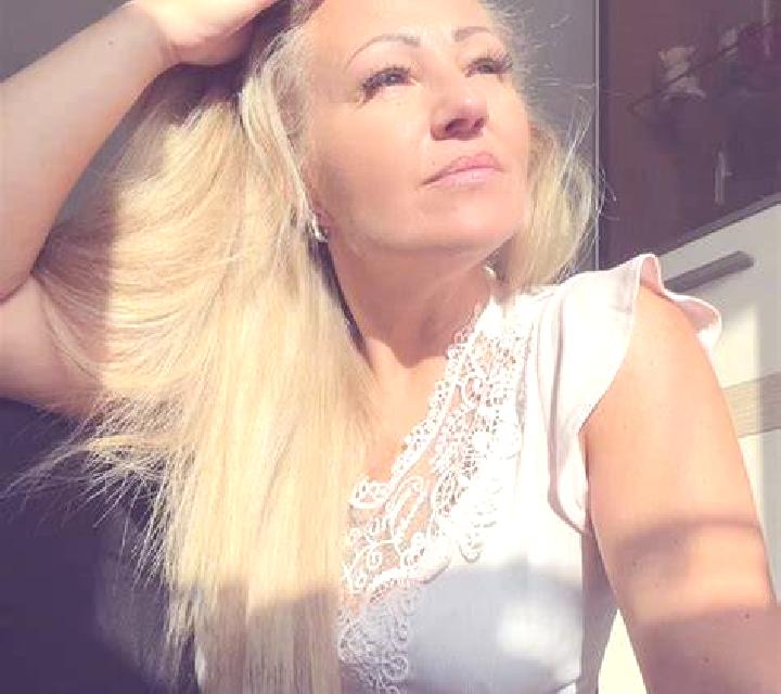 Ángela Olmedilla de Eliz escort