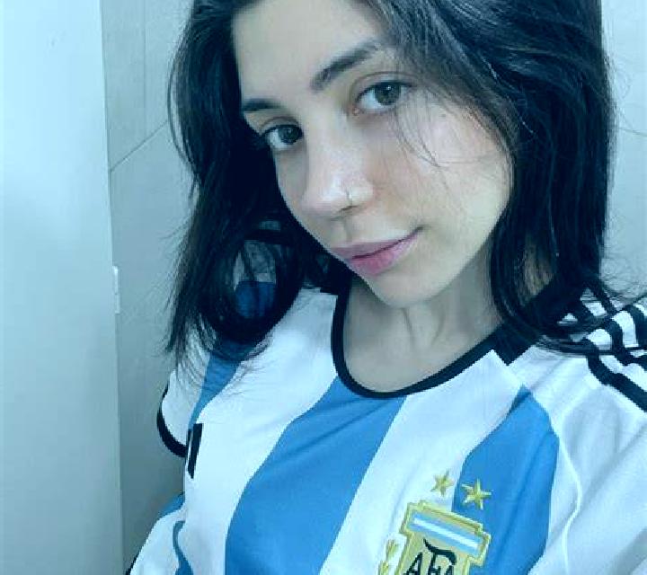 Ángela Puebla de la Reina escort