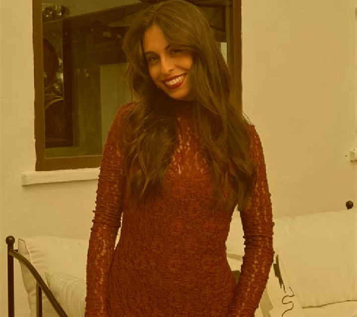 Nora Campillo de Deleitosa escort