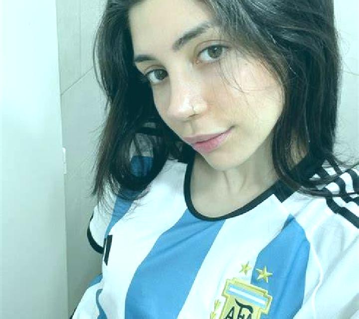 Olivia Mengibar escort