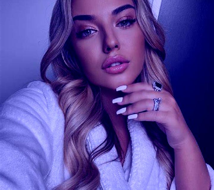 Patricia Alborge escort