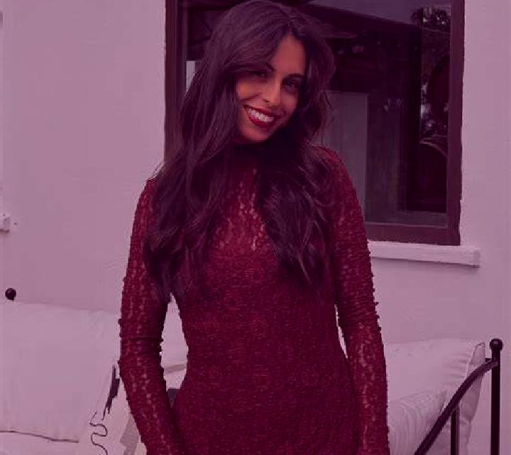 Paula Barcena de Pie de Concha escort