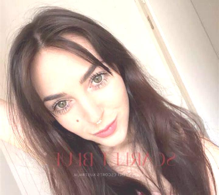 Paula Terrateig escort