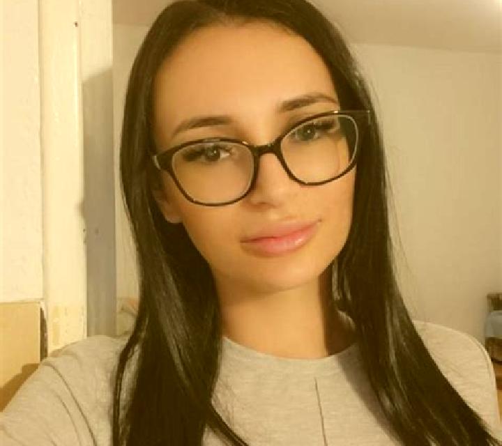 Regina Caspuenas escort