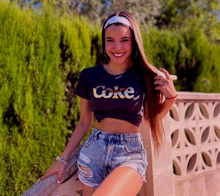 Regina La Pedraja de Portillo escort