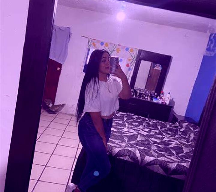 Renata Paterna escort