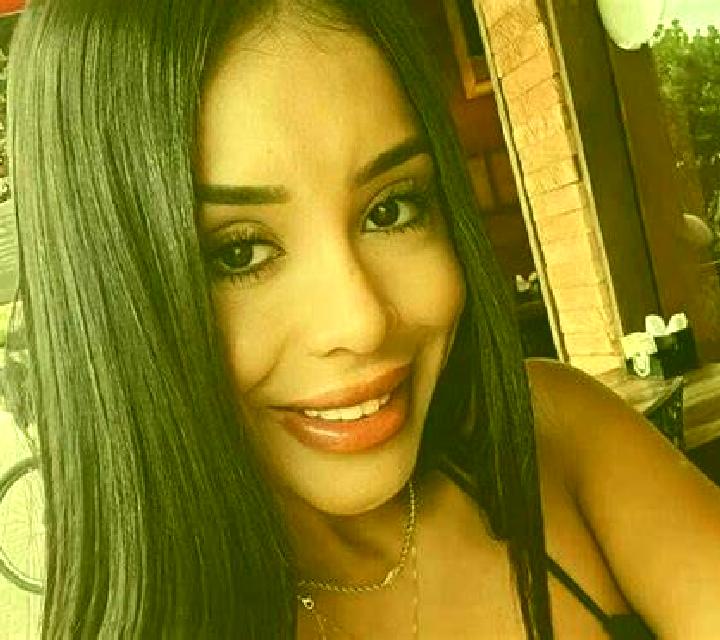 Rocío Arroniz escort
