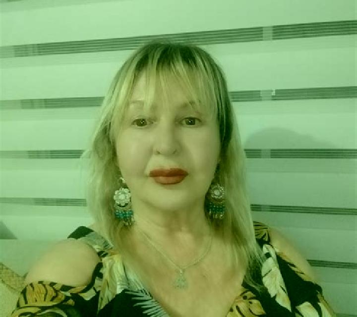 Rocío Mores escort