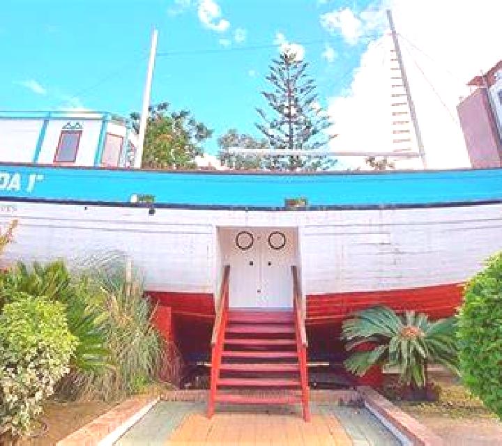 Rocío Naval escort