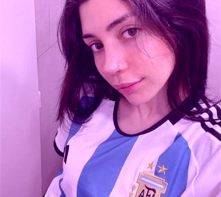 Rosa Zarra escort