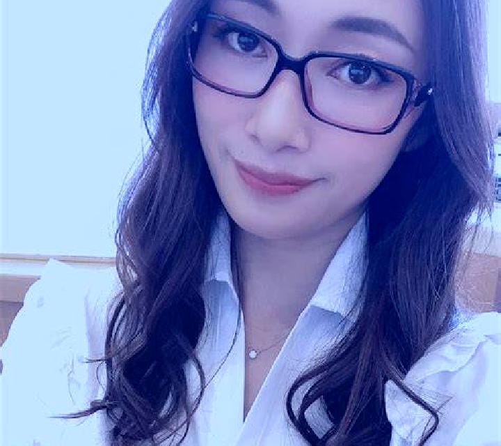 Salma Moronta escort