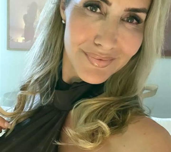 Sara 2 Beade escort