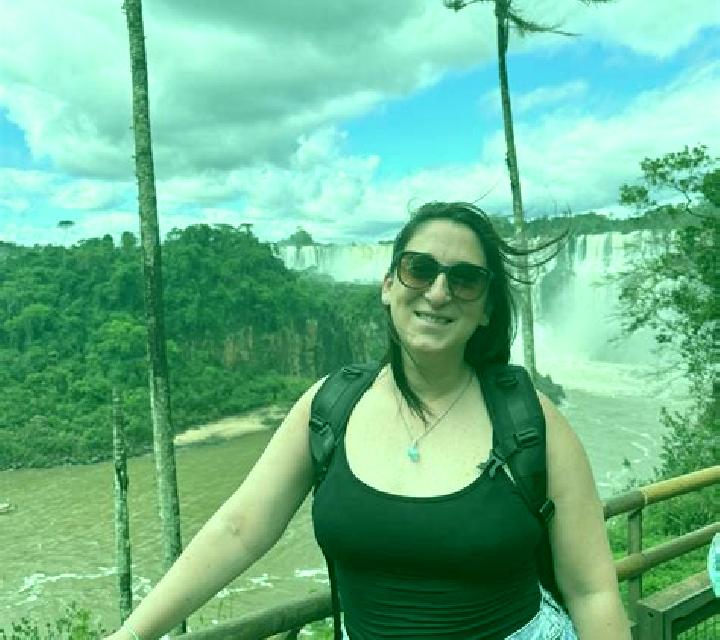 Sara Etayo escort