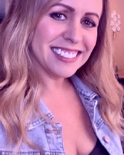 Sara Rubielos de Mora escort