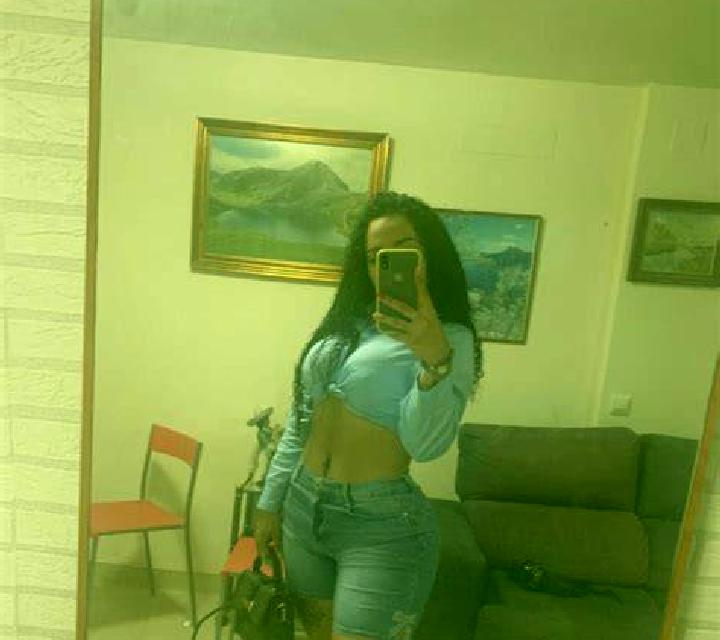 Sara Urones de Castroponce escort