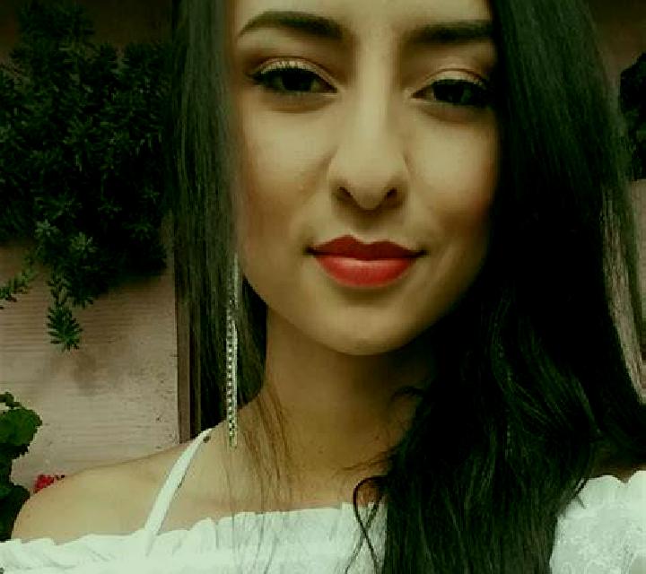 Sara Vilanant escort