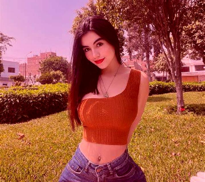 Selene 2 Onate escort