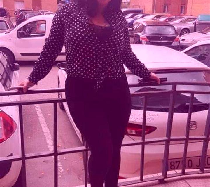 Valeria 2 Onil escort