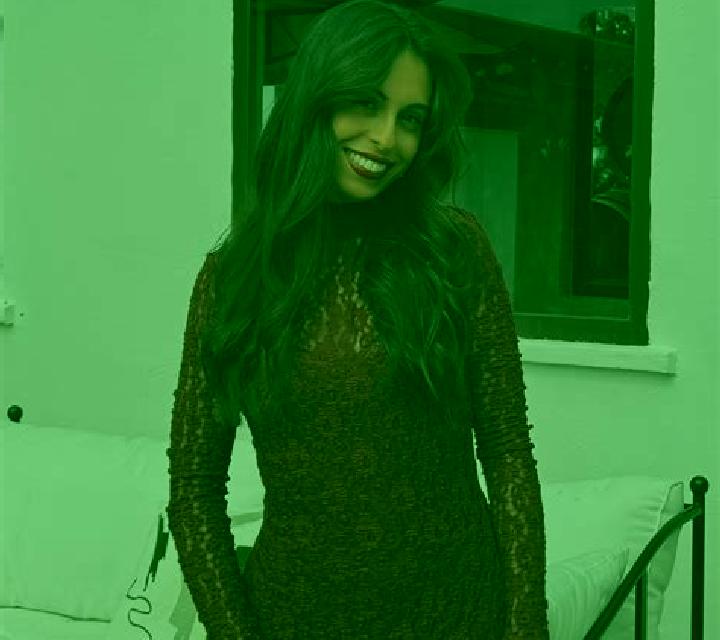 Ximena 3 Planes escort