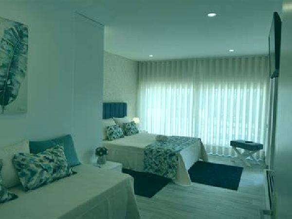 Ximena Hormilla escort