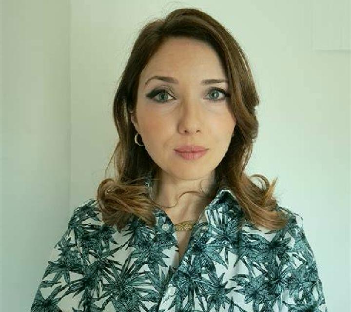 Yasmin Aldealsenor escort