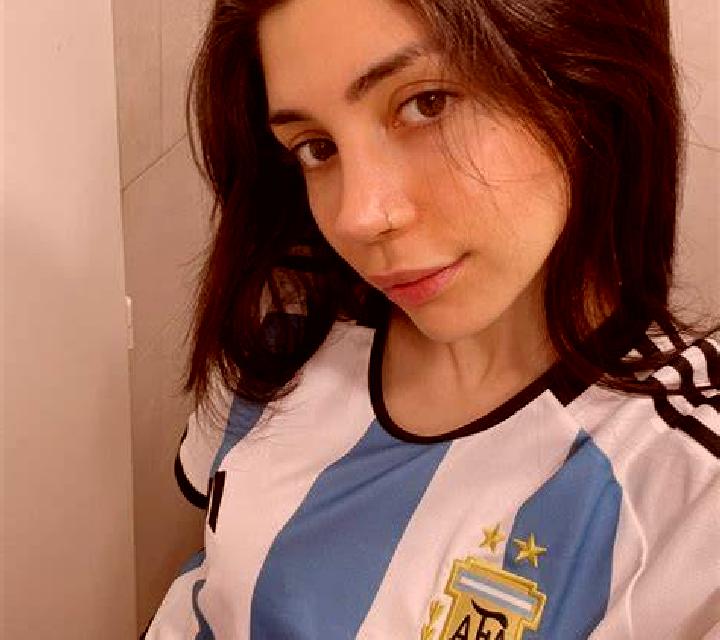 Yasmin Lliria escort