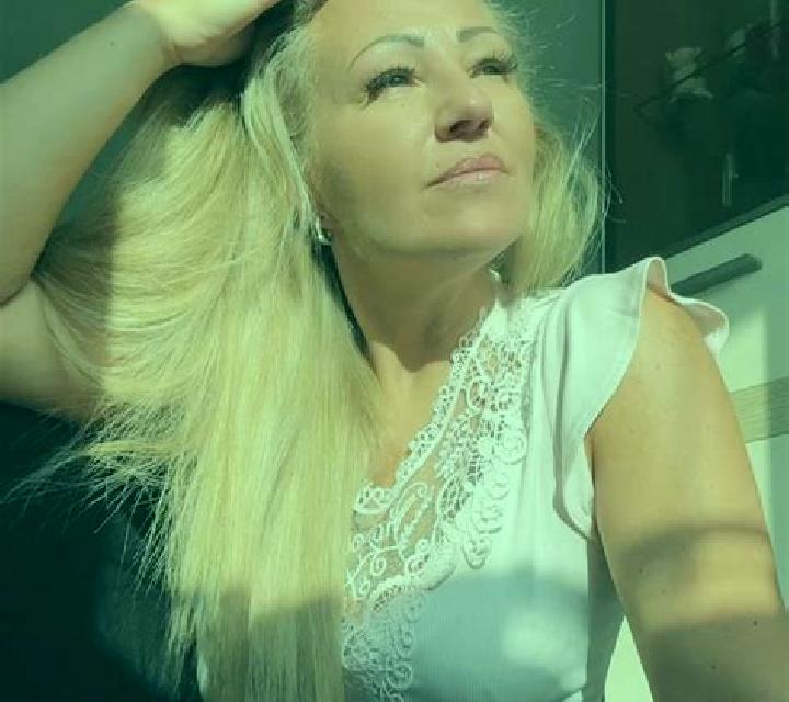 Zara 3 Bermeo escort